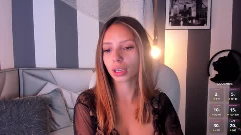 Snapshot of salome__evans chatting on March 11, 12:39 pm salome__evans online show from March 11, 12:39 pm