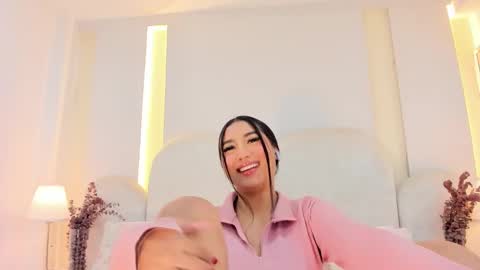 Snapshot of salomebell chatting on September 29, 9:09 pm online show from September 29, 9:09 pm