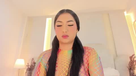 Snapshot of salomebell chatting on September 18, 9:35 pm online show from September 18, 9:35 pm