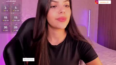Snapshot of salomee_11 chatting on March 4, 3:11 am salo online show from March 4, 3:11 am
