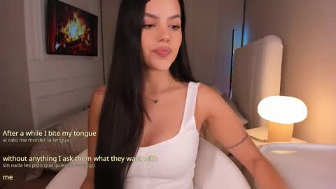 Snapshot of salomee_11 chatting on October 13, 3:09 am salo online show from October 13, 3:09 am