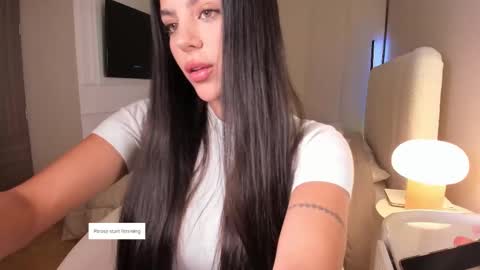 Snapshot of salomee_11 chatting on October 9, 3:43 am salo online show from October 9, 3:43 am