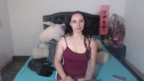 yenny online show from October 15, 5:21 am