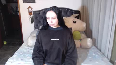 yenny online show from March 3, 3:01 am