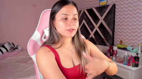 Snapshot of saloome_miller chatting on January 11, 3:23 am Salome online show from January 11, 3:23 am
