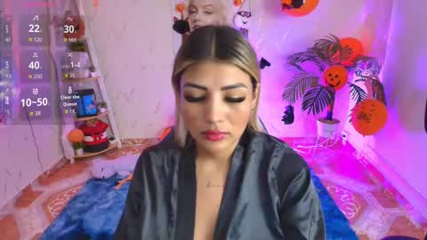 Snapshot of saloomee__ chatting on October 23, 11:16 am SALOME online show from October 23, 11:16 am