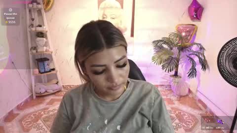 Snapshot of saloomee__ chatting on October 2, 11:26 am SALOME online show from October 2, 11:26 am