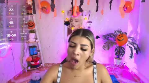 Snapshot of saloomee__ chatting on October 16, 11:13 am SALOME online show from October 16, 11:13 am