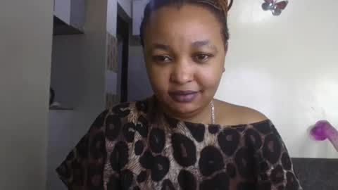 Snapshot of salty_surprise_ chatting on December 2, 9:26 pm salty_surprise_ online show from December 2, 9:26 pm