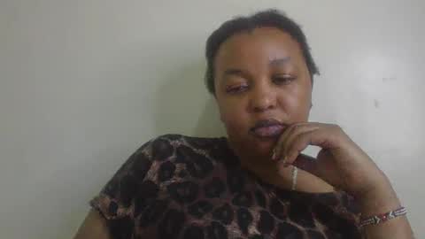 Snapshot of salty_surprise_ chatting on March 6, 12:32 am salty_surprise_ online show from March 6, 12:32 am