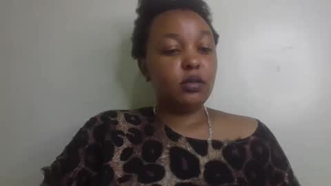 Snapshot of salty_surprise_ chatting on March 7, 2:25 am salty_surprise_ online show from March 7, 2:25 am
