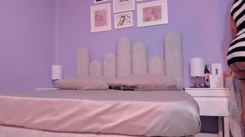 Snapshot of sam_collens chatting on September 25, 4:11 am Sam online show from September 25, 4:11 am