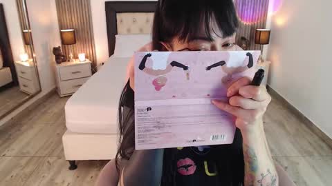 SAM MANSON online show from January 10, 6:49 pm