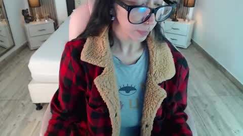 SAM MANSON online show from January 13, 6:49 pm