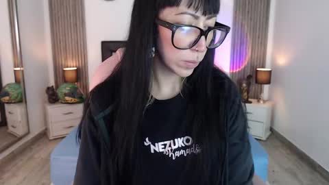 SAM MANSON online show from January 2, 12:13 pm