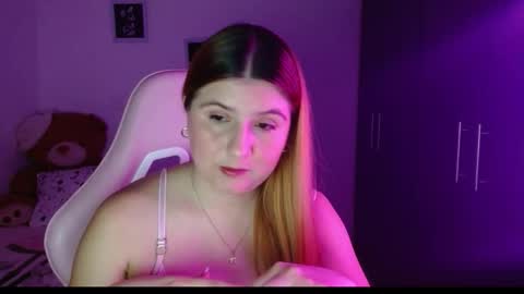 samanta_0277 online show from March 12, 5:43 am