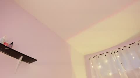 Snapshot of samanta_roberts1 chatting on December 2, 12:50 pm Samanta online show from December 2, 12:50 pm