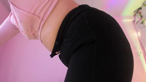 Snapshot of samanta_roberts1 chatting on March 3, 12:09 pm Samanta online show from March 3, 12:09 pm