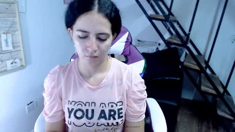 Snapshot of samantha2girl chatting on September 21, 1:26 am samantha online show from September 21, 1:26 am