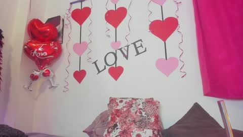 Snapshot of samantha__smile__ chatting on February 3, 9:08 am Samanthasmile online show from February 3, 9:08 am