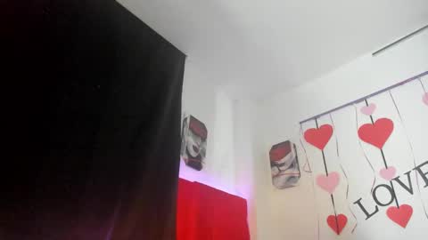 Snapshot of samantha__smile__ chatting on March 11, 2:32 am Samanthasmile online show from March 11, 2:32 am