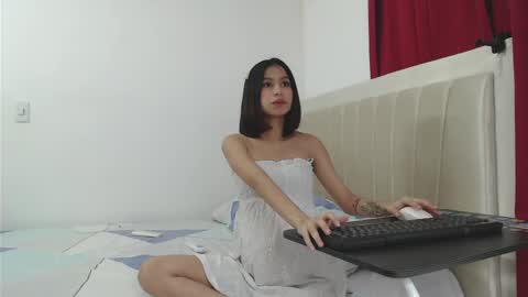 SAMANTHA online show from May 15, 9:06 pm
