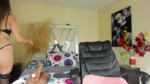 SAMANTHA online show from December 13, 8:15 pm