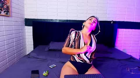 Samantha Ferrary online show from September 13, 2:58 pm