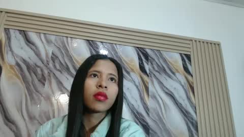 Snapshot of samantha_fox_squirt chatting on October 5, 8:30 am lizzy online show from October 5, 8:30 am