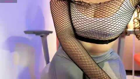 Samantha Ros online show from April 15, 1:11 pm