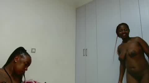 Snapshot of samantha_shee chatting on September 8, 4:06 pm Samantha online show from September 8, 4:06 pm