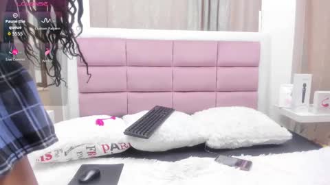 Snapshot of samantha_spike_ chatting on September 23, 3:10 pm Samantha Spike online show from September 23, 3:10 pm