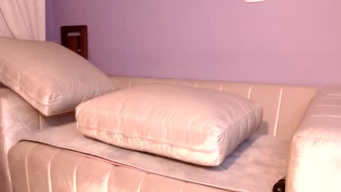 Snapshot of samantha_thompsoon chatting on October 15, 10:23 pm samantha_thompsoon online show from October 15, 10:23 pm