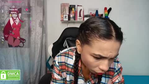 sam online show from March 30, 11:43 am