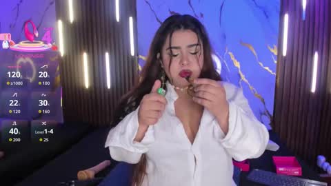 Samantha Ferrer online show from September 20, 1:09 pm