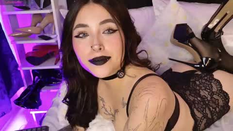 Snapshot of samanthagrant_ chatting on October 29, 1:47 pm IGSamanthaGrant 10 online show from October 29, 1:47 pm