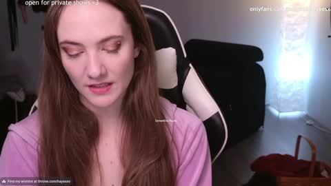 Snapshot of samanthahayesxoxo chatting on February 5, 11:28 pm The Real Samantha Hayes haha online show from February 5, 11:28 pm