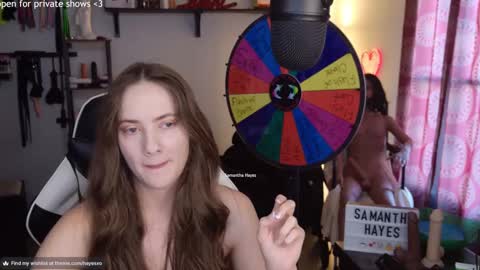 Snapshot of samanthahayesxoxo chatting on February 24, 9:52 pm The Real Samantha Hayes haha online show from February 24, 9:52 pm