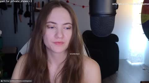 Snapshot of samanthahayesxoxo chatting on February 16, 3:26 am The Real Samantha Hayes haha online show from February 16, 3:26 am
