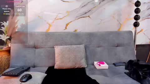 Snapshot of samanthajonexxx chatting on September 18, 1:42 pm samanthajonexxx online show from September 18, 1:42 pm