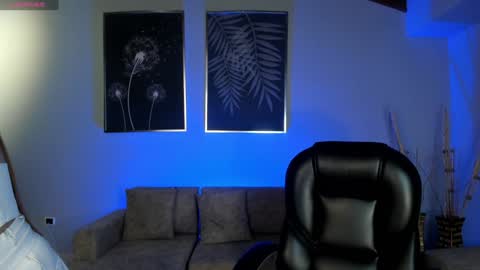 Samantha Klein online show from December 7, 3:36 am