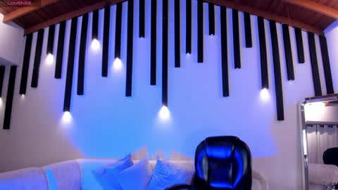 Samantha Klein online show from December 22, 3:44 am