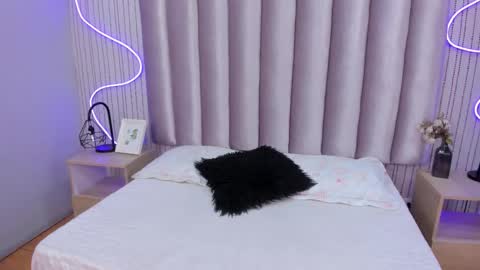 Alejandra  online show from September 17, 12:36 pm