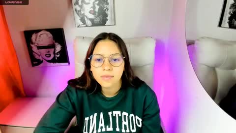 Samantha online show from April 14, 3:01 pm