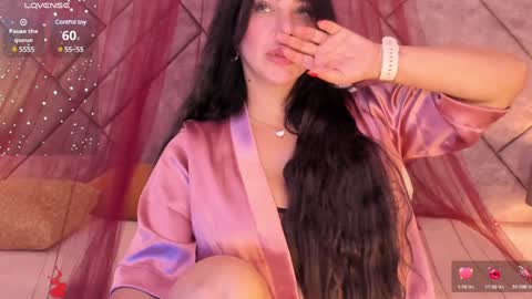 Samara Benazir Alabi online show from December 11, 2:33 pm