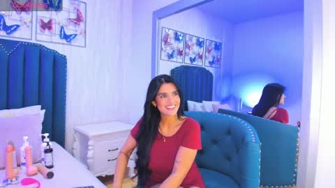 Samara Warren online show from December 19, 11:50 am