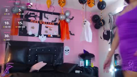 Snapshot of samaracortez chatting on October 25, 9:43 pm Sammy online show from October 25, 9:43 pm