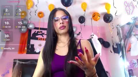 Snapshot of samaracortez chatting on October 18, 8:32 pm Sammy online show from October 18, 8:32 pm