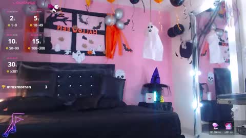 Snapshot of samaracortez chatting on October 21, 9:08 pm Sammy online show from October 21, 9:08 pm