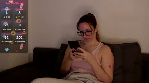 Samara From The Well online show from December 17, 12:43 pm